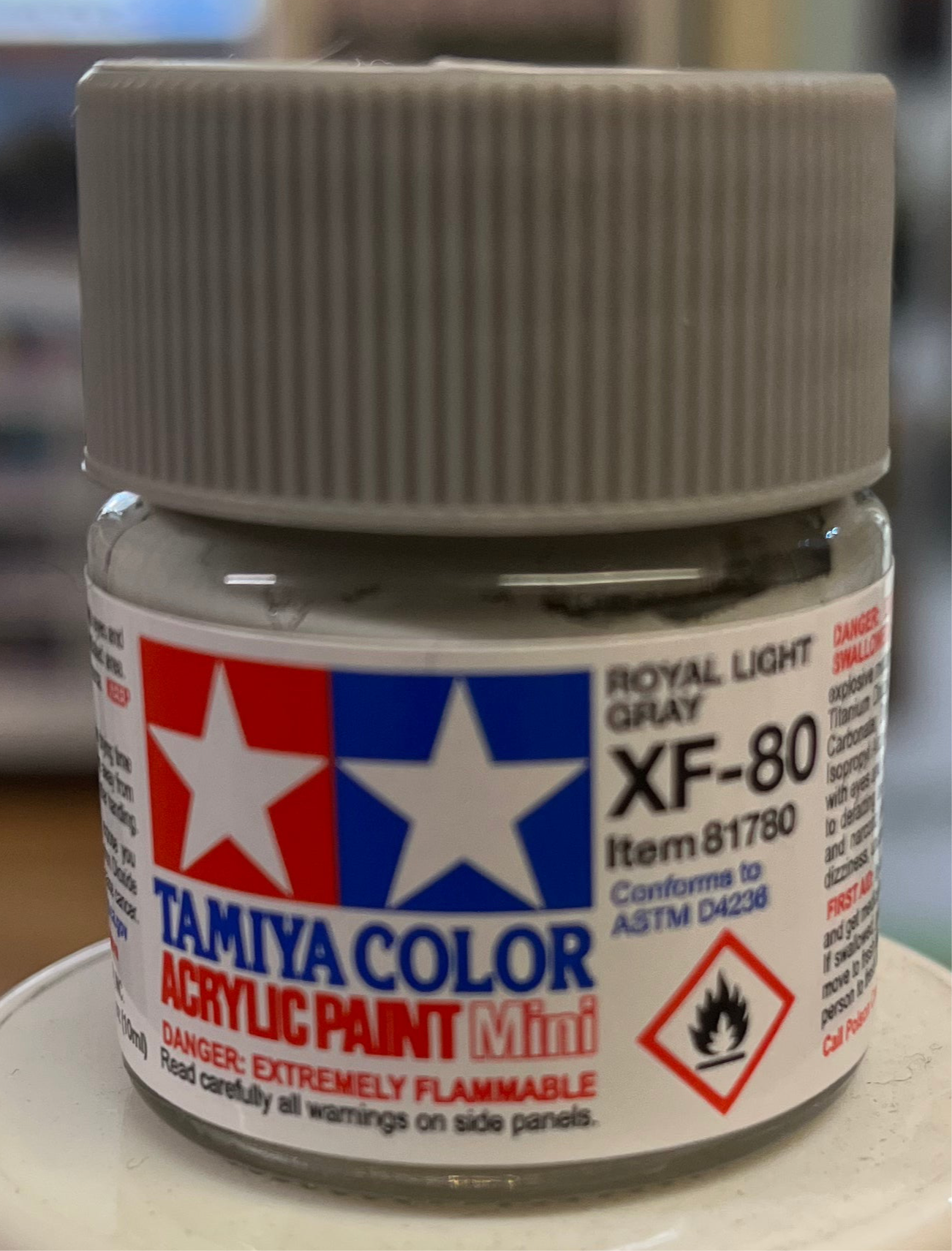 Tamiya XF80 Royal Light Gray