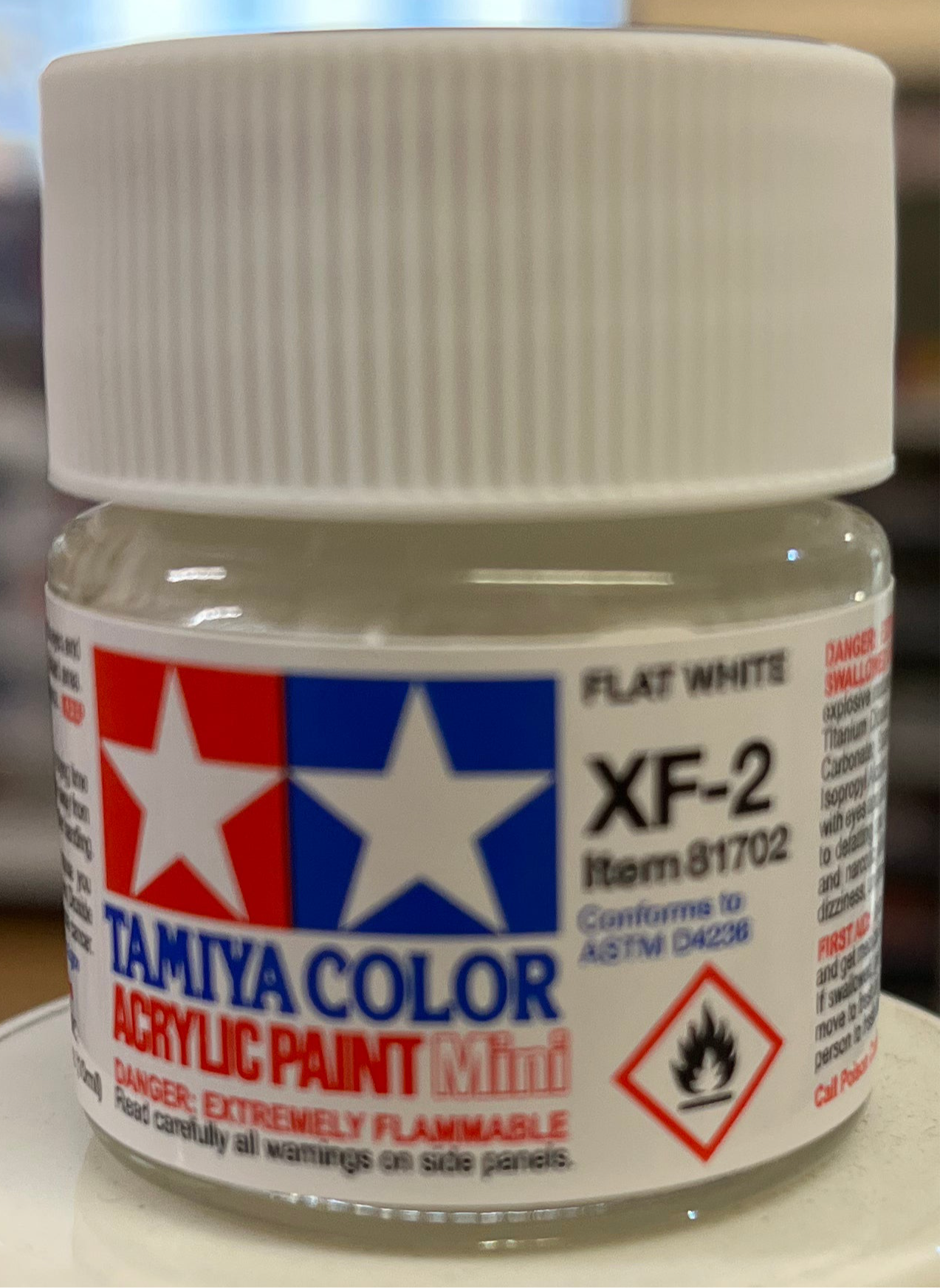 Tamiya XF2 Flat White