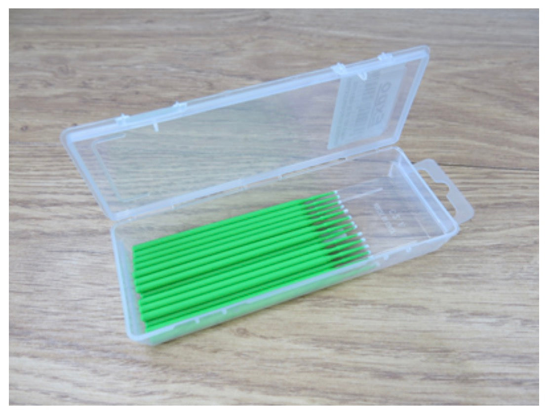 EXPO A45810 - 20 Piece Dispenser Box Super Fine Green Bendable Micro Applicators