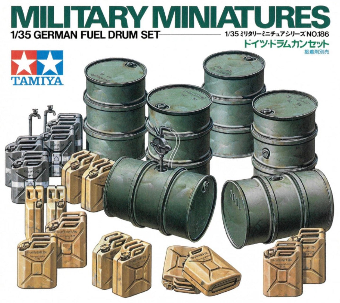 Tamiya 35186 German Fuel Drum Set