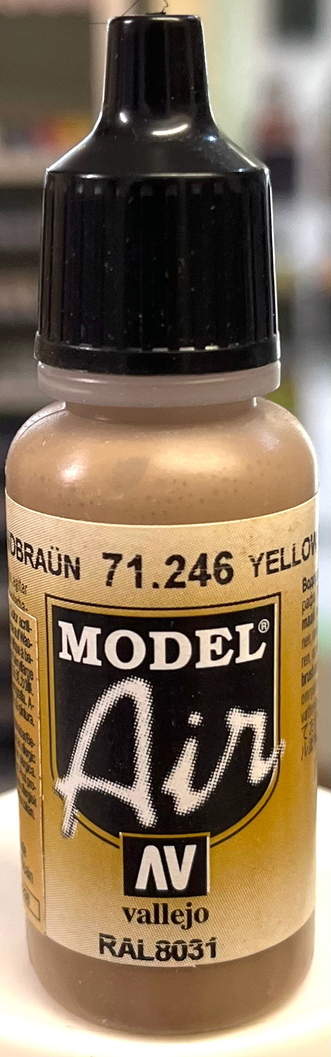 Vallejo Model Air 71.246 Yellow Brown