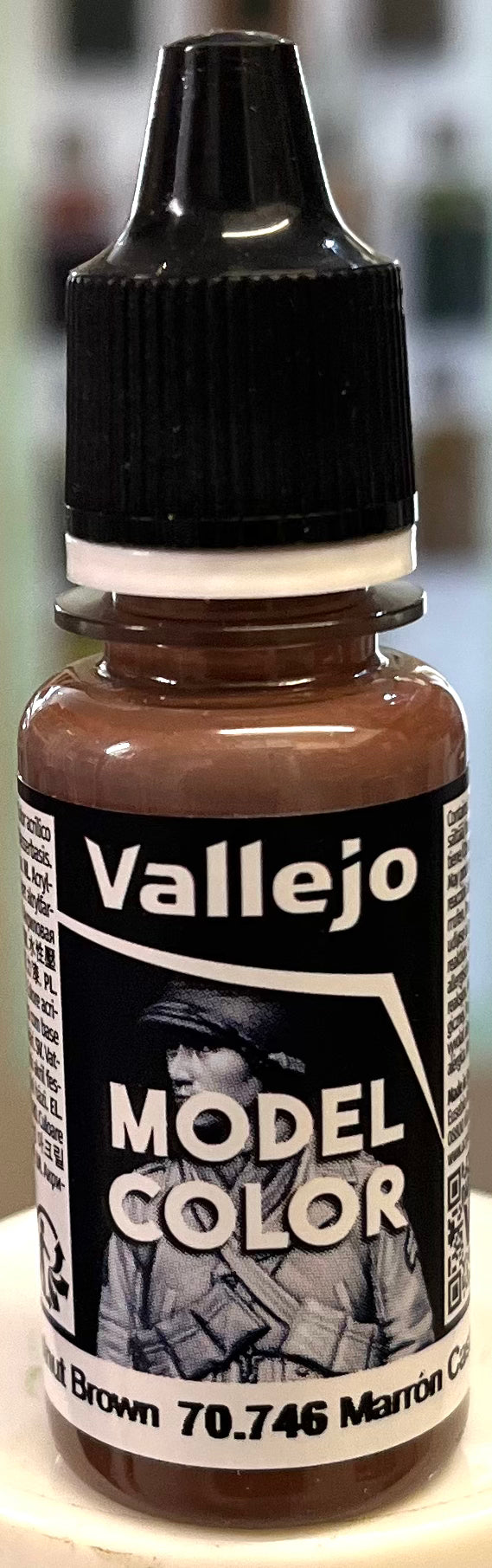 Vallejo Model Color 70.746 Chestnut Brown