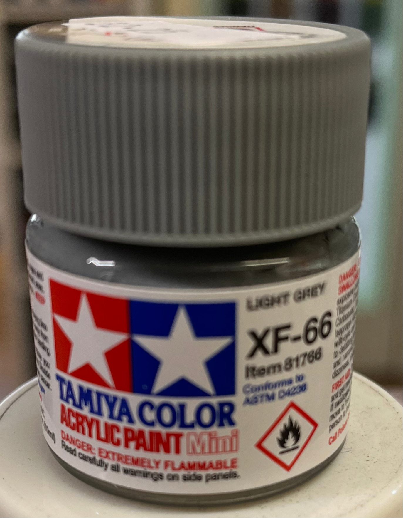 Tamiya XF66 Light Gray