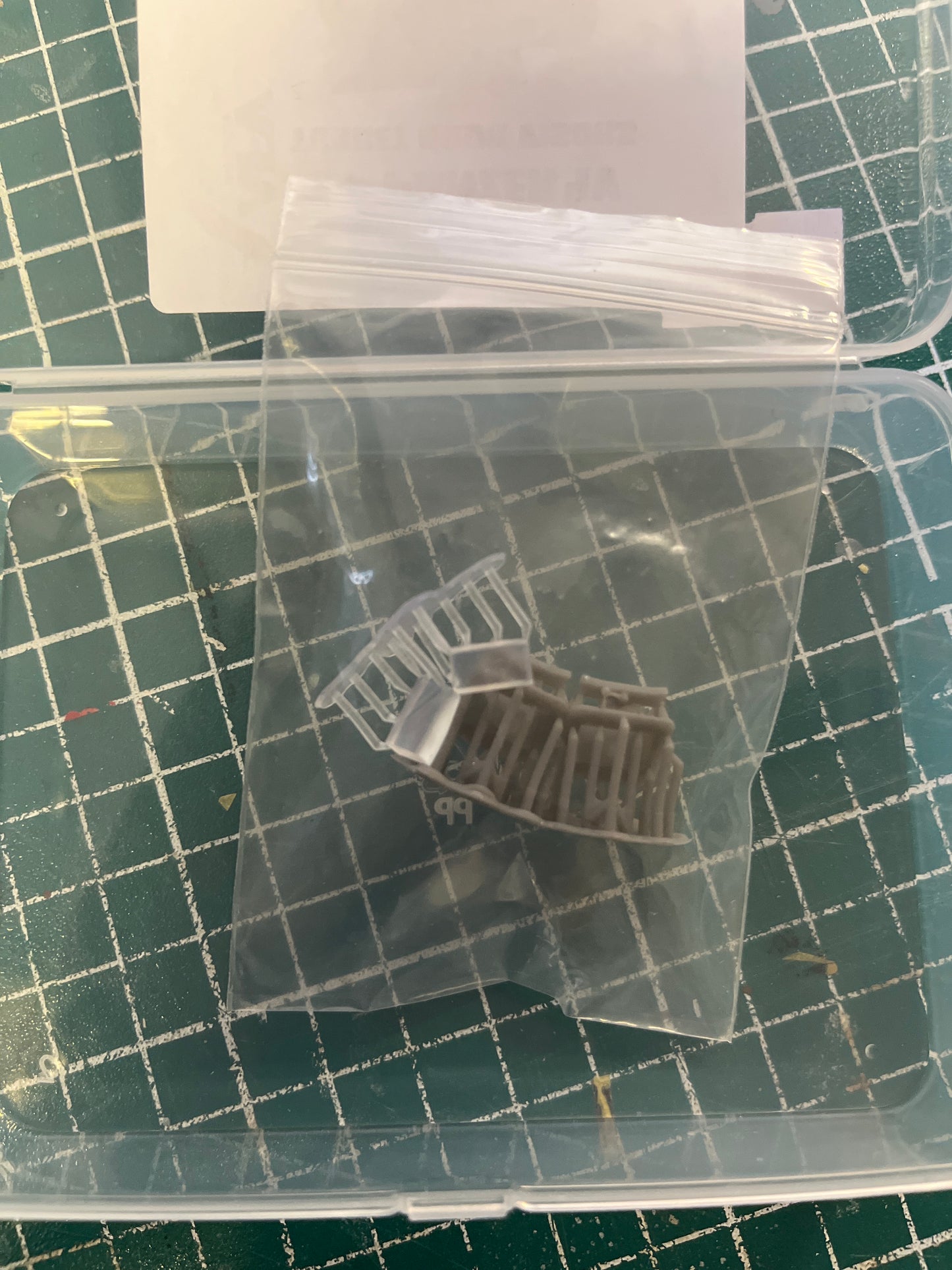 *PRE OWNED* AFV 16048 Panzer IV Turret Door Visors