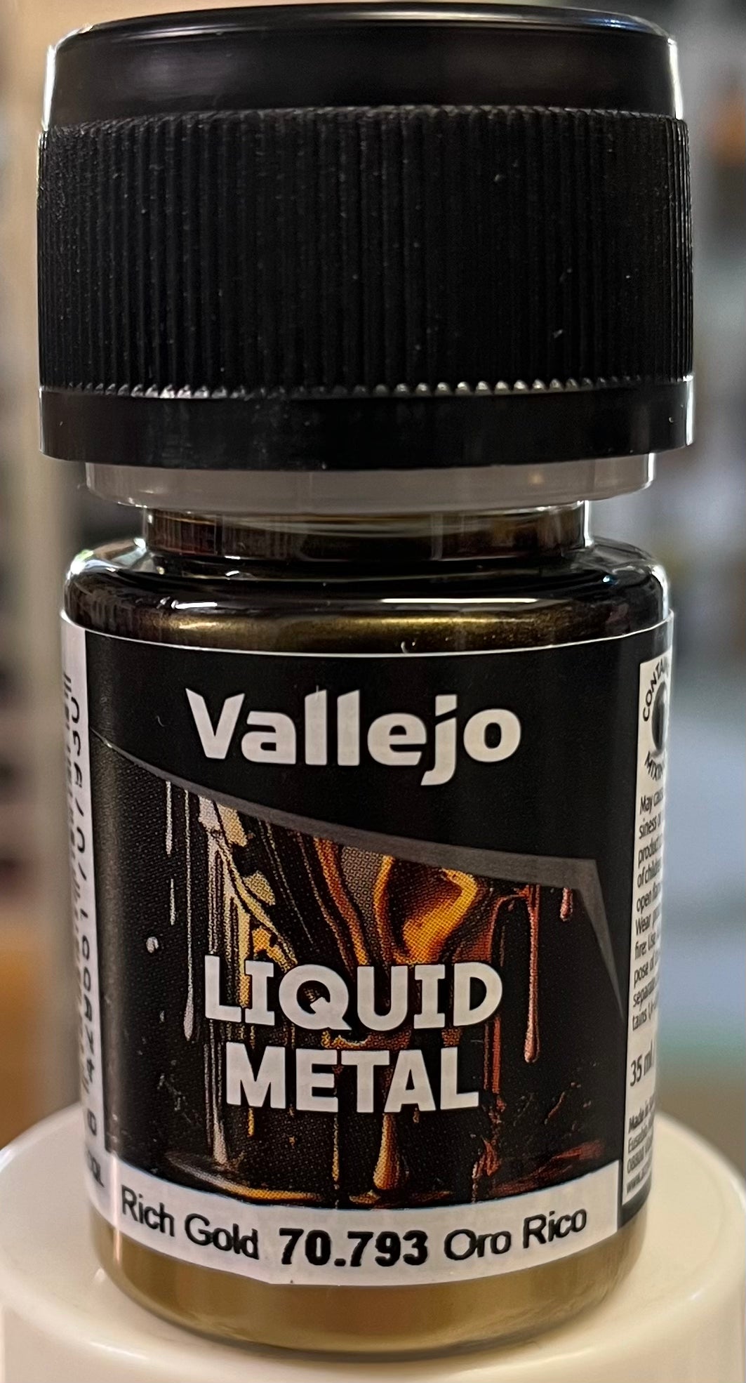 Vallejo Liquid Metal 70.793 Rich Gold