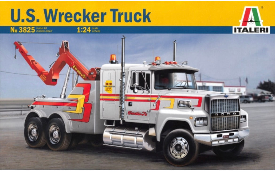 Italeri 3825 U.S. Wrecker Truck
