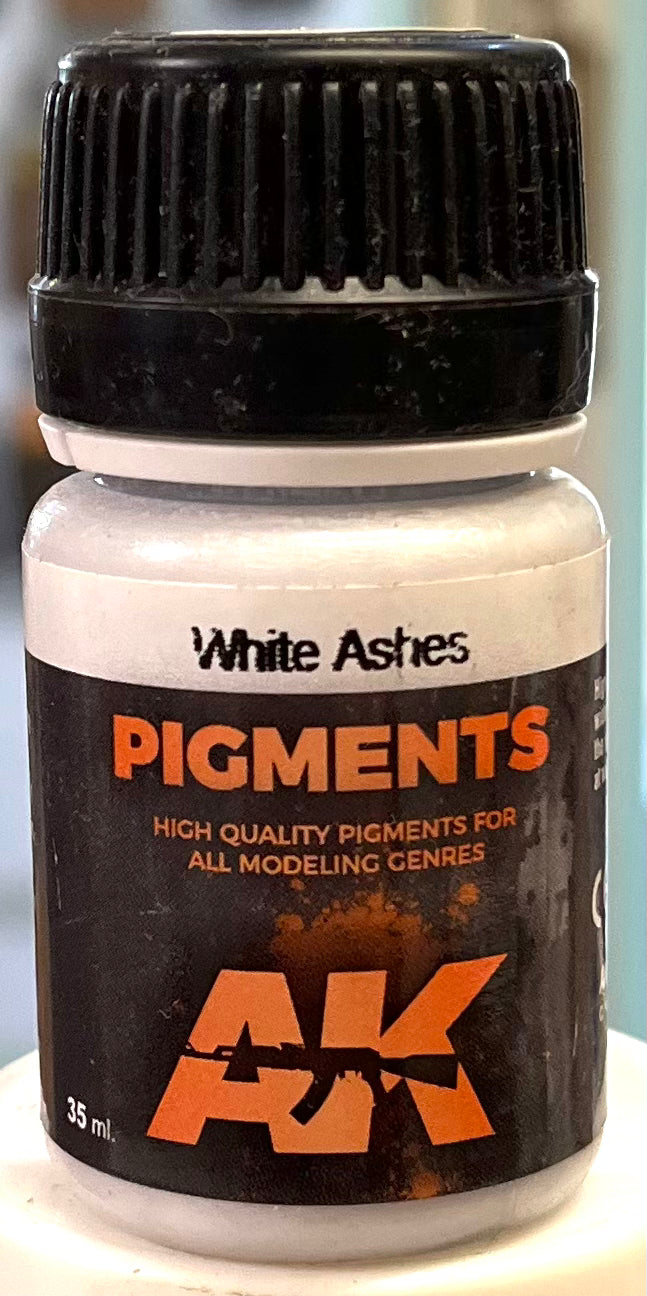 AK142 Pigments White Ashes