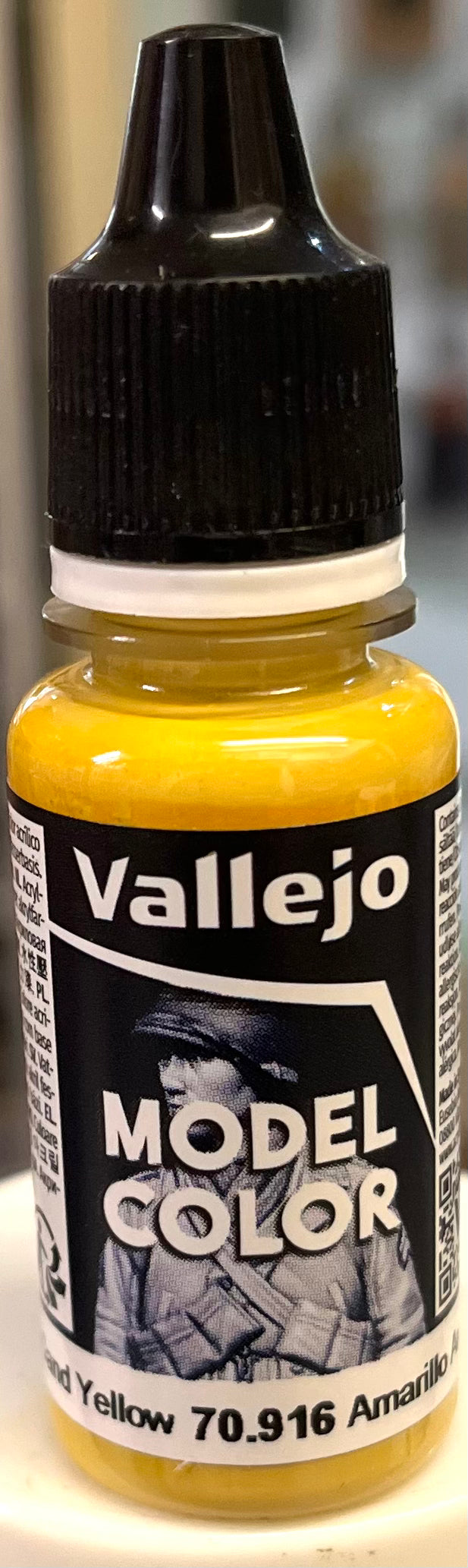 Vallejo Model Color 70.916 Sand Yellow