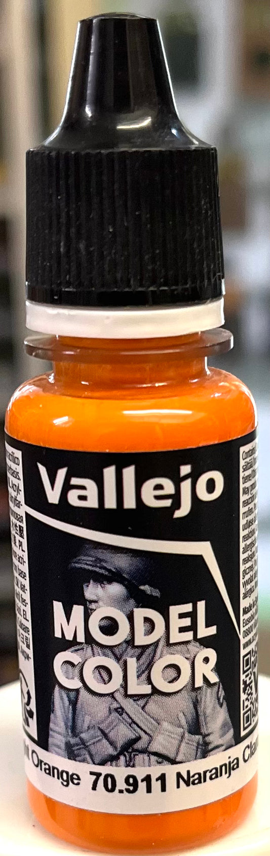 Vallejo Model Color 70.911 Light Orange