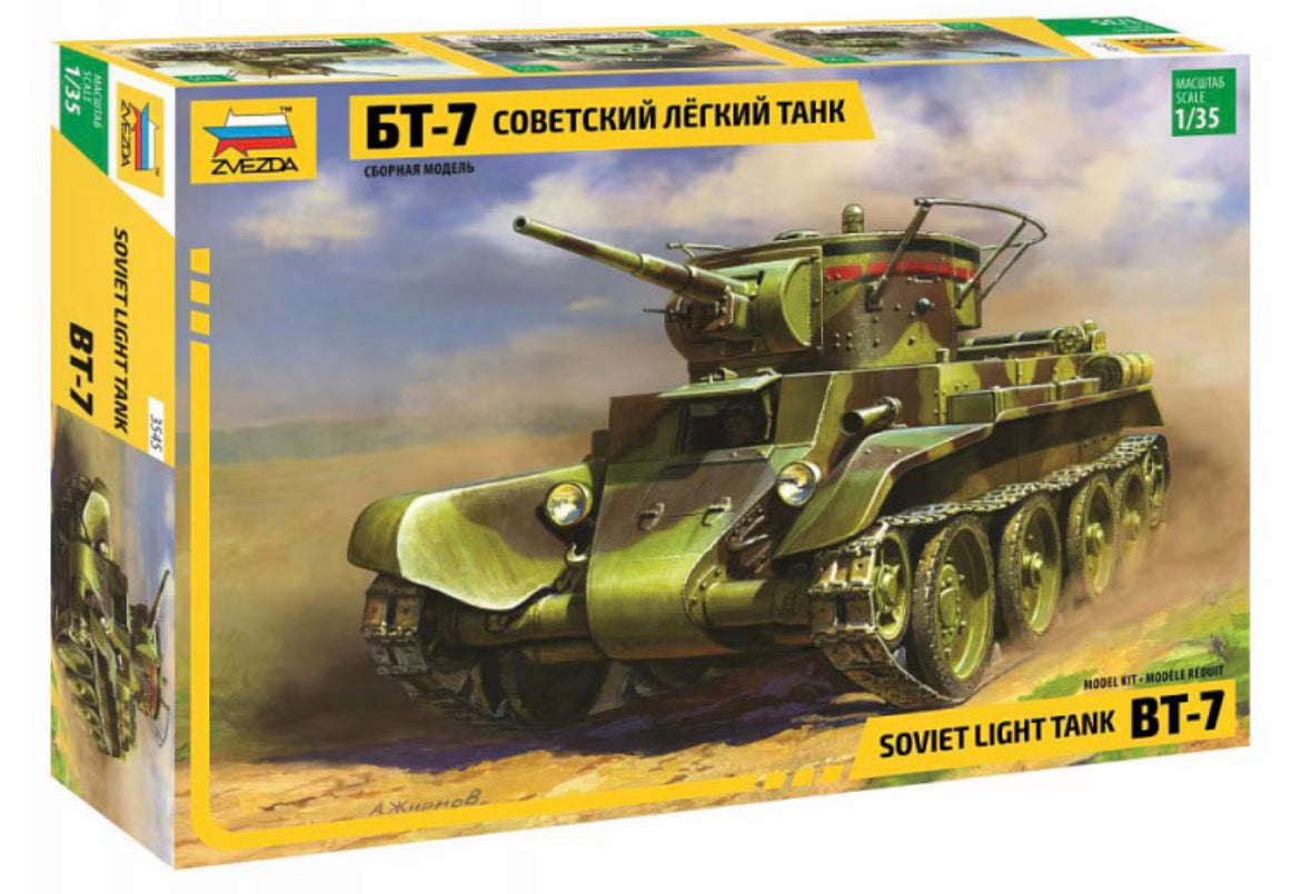 *PRE OWNED* Zvezda 3545 BT-7 Soviet Light Tank