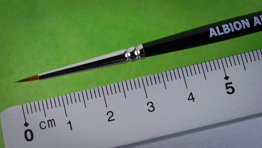 KB5530 Kolinsky Hair Round Pointed Brush - Size 3/0