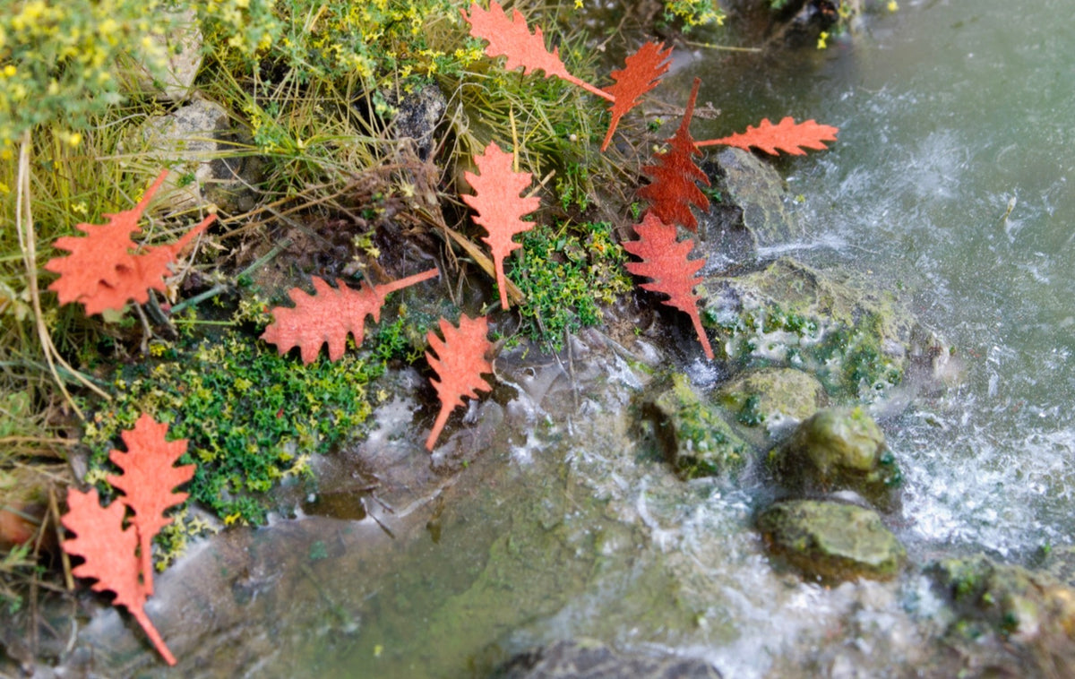Model Scene L3-106 Northern Red Oak Leaves - Autumn